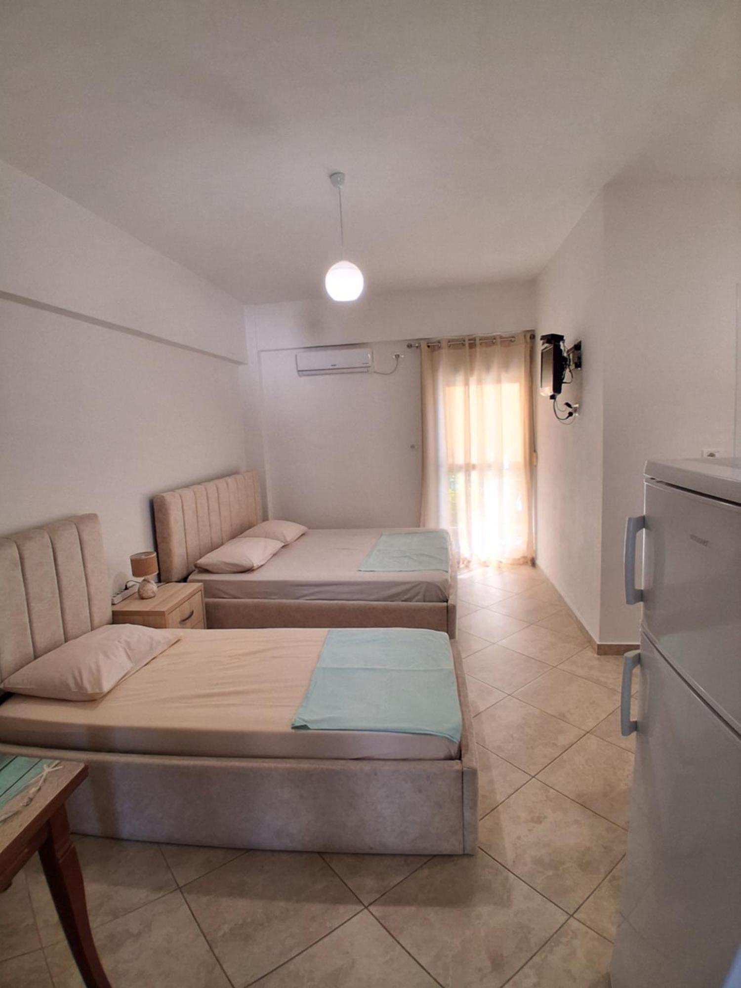 Rooms With View Himare Room photo